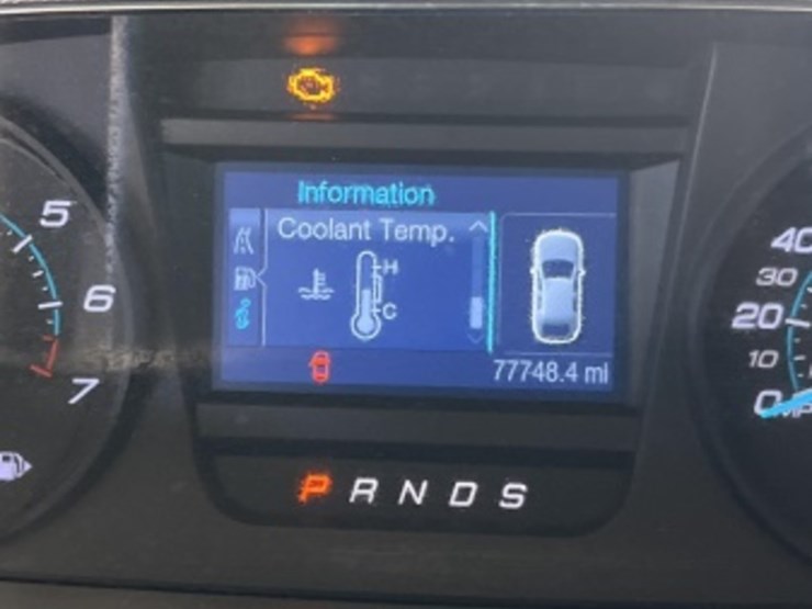 2013-ford-taurus-se-sdn-image-16