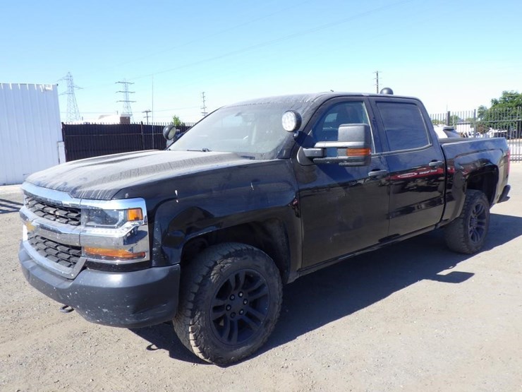 2017-chevrolet-1500-image-2