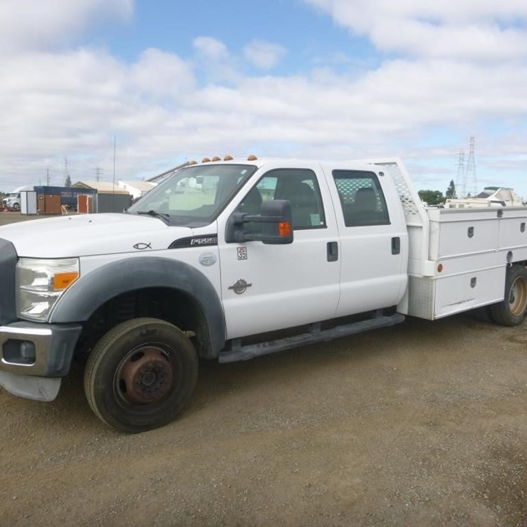 2012 FORD F550