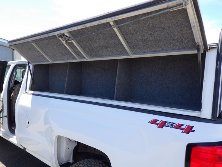 2019-chevrolet-2500hd-image-10