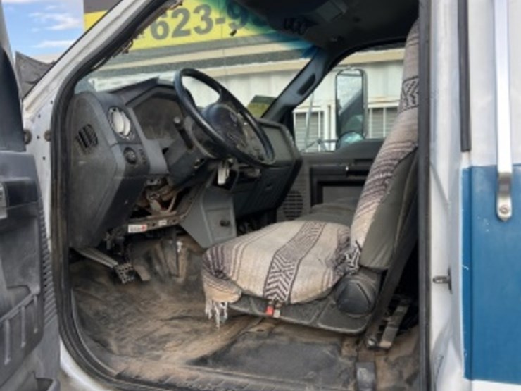 2015-ford-f750-image-26