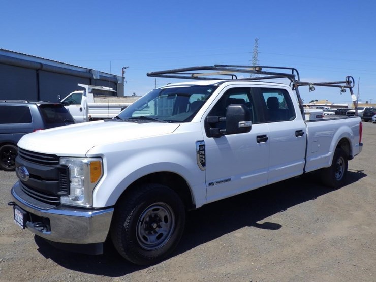 2016-ford-f150-image-2