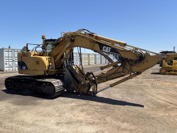 2003-caterpillar-314c-image-2