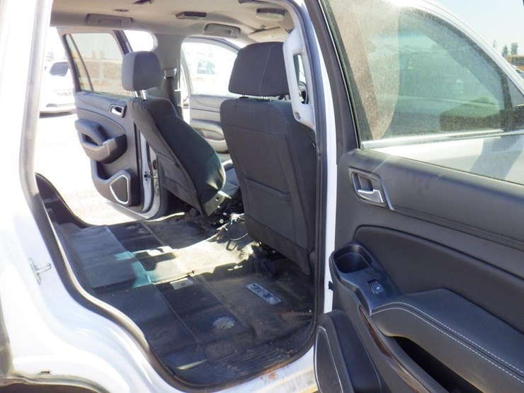 2020-chevrolet-tahoe-image-9