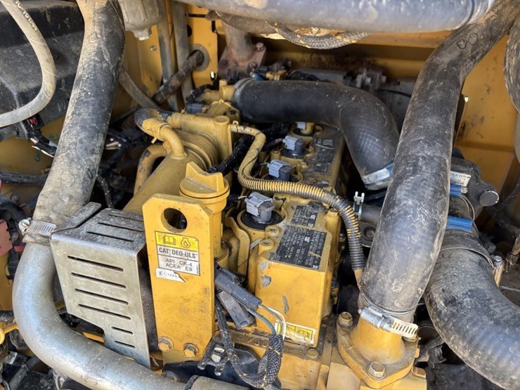 caterpillar-279d3-image-36