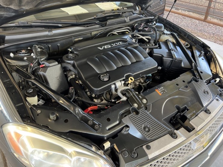 2014-chevrolet-impala-sdn-image-9