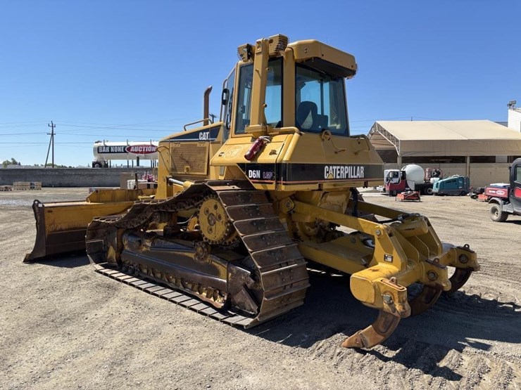 2006-caterpillar-d6n-image-4