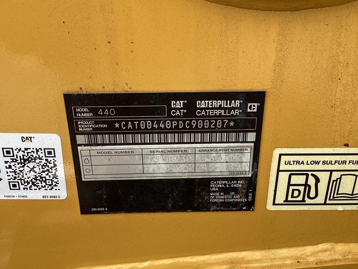 2019-caterpillar-440-image-20