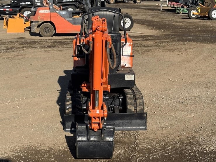 kubota-ex-7-hydraulic-excavator-image-5