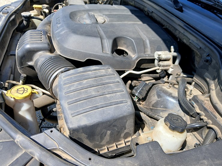2011-jeep-grand-cherokee-image-14