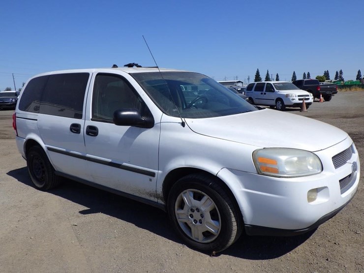 2008-chevrolet-uplander-image-3