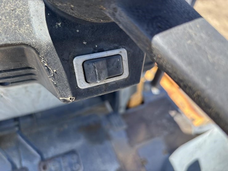 1999-case-580sl-ii-image-34
