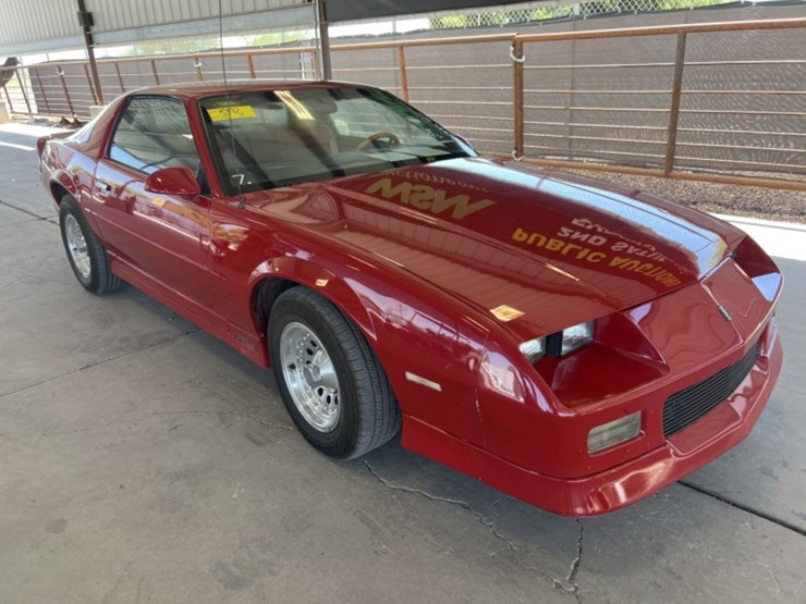 1989-chevrolet-camaro-rs-coupe-image-2