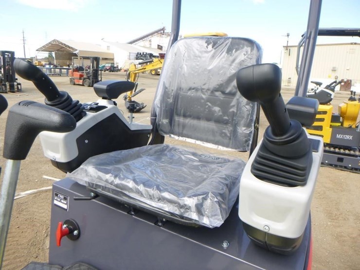 2025-cfg-mx15rx-hydraulic-excavator-image-19