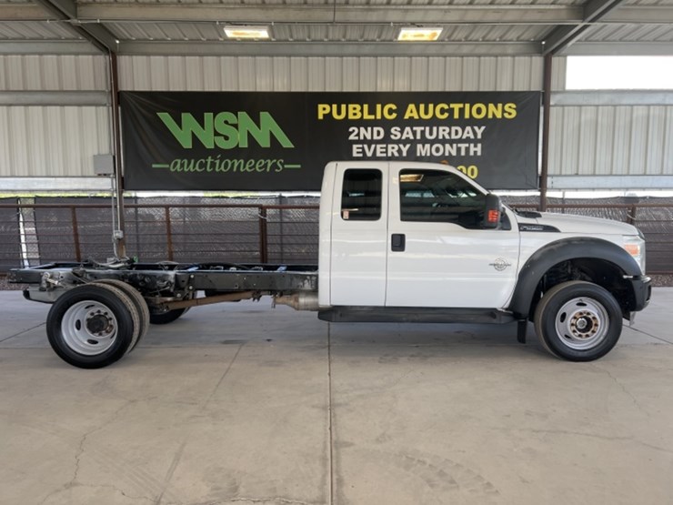 2013-ford-f550-image-1