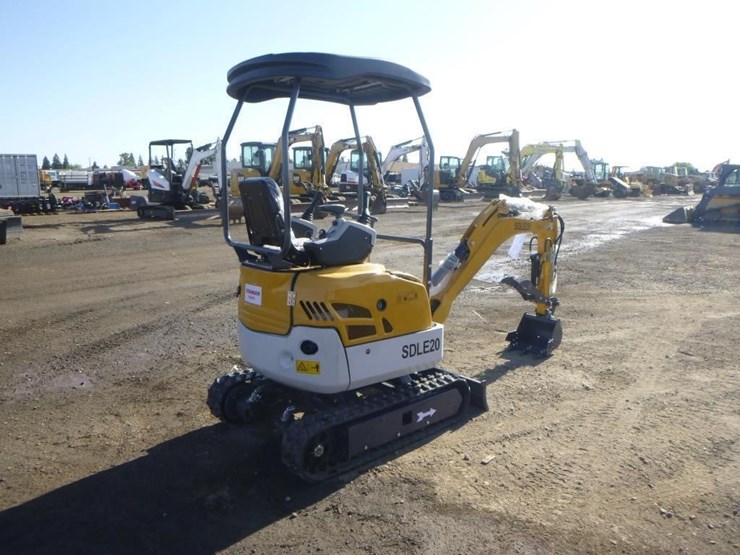 2025-sdlanch-sdle20-hydraulic-excavator-image-3