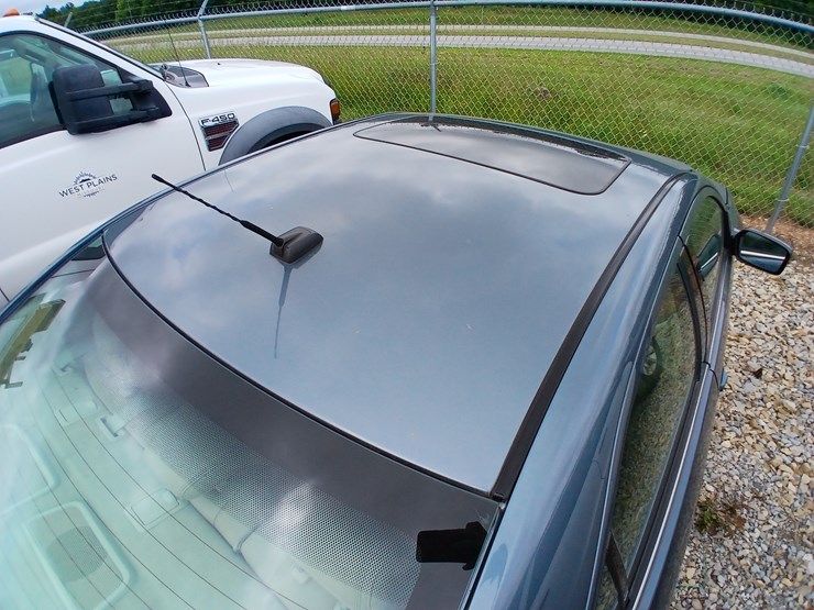 #20656-•-2012-ford-fusion-passenger-car-image-62
