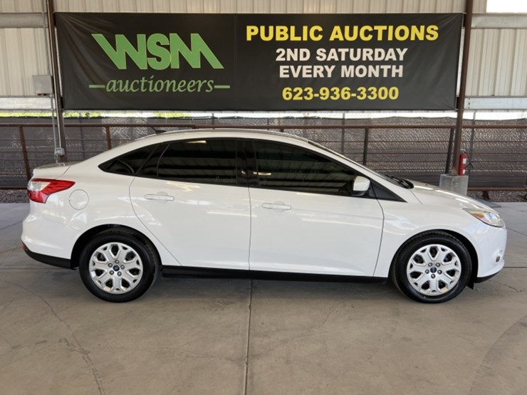 2012-ford-focus-se-sdn-image-1