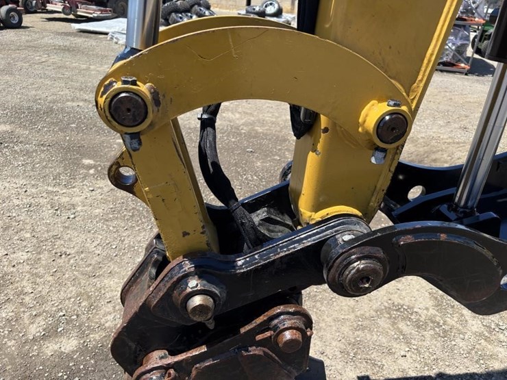 2019-caterpillar-305e2-hydraulic-excavator-image-14
