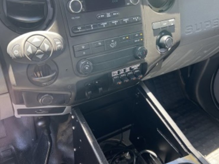 2016-ford-f550-image-24