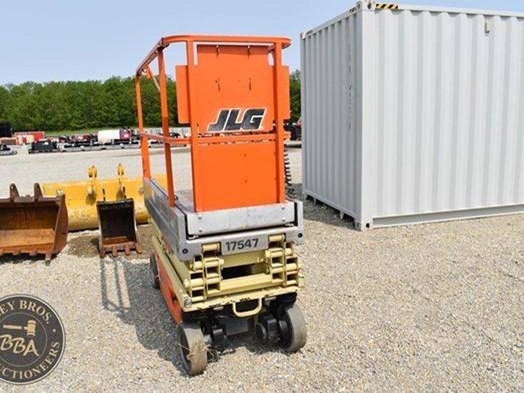 2014-jlg-1930es-image-10
