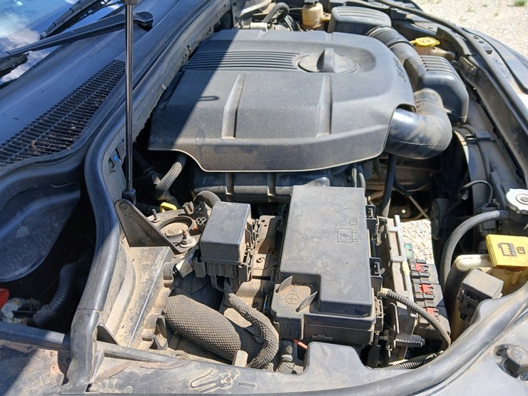 2011-jeep-grand-cherokee-image-13