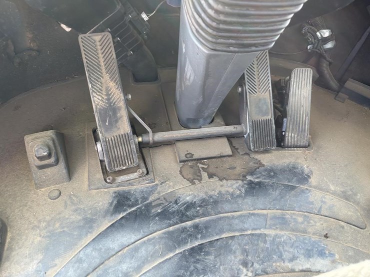 2013-doosan-dl300-3-image-38