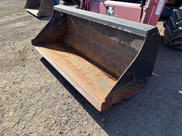 massey-ferguson-gc2310-image-8