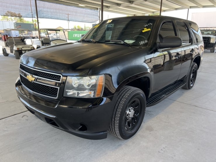 2013-chevrolet-tahoe-image-4
