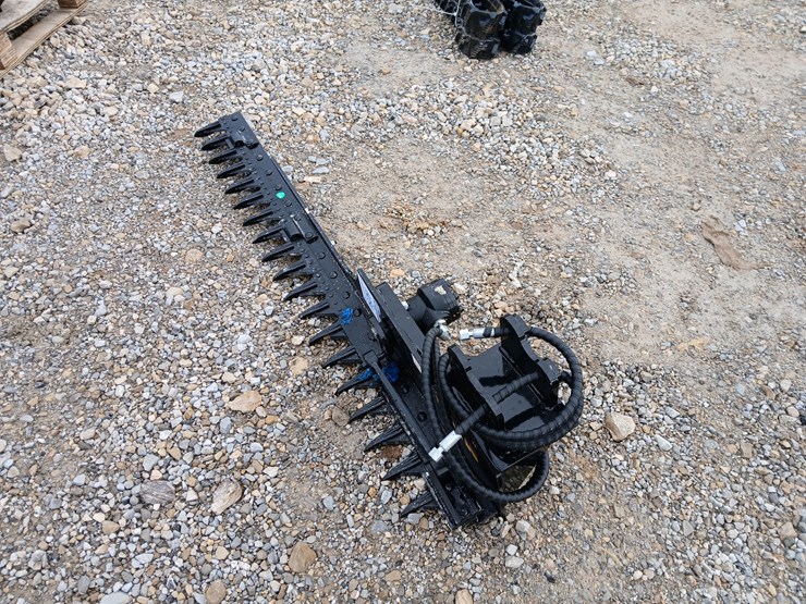 #19254-•-miva-hedge-trimmer-mini-excavator-attachment-image-3