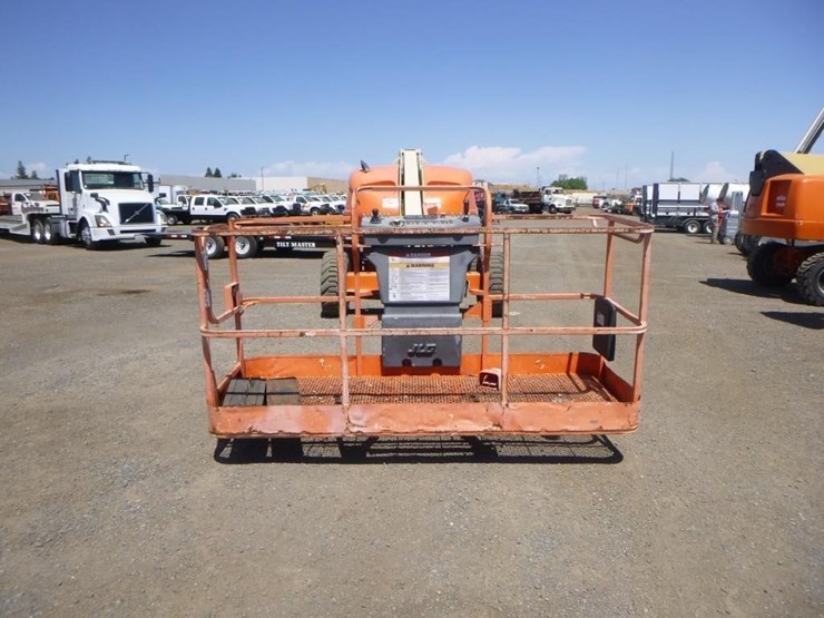 2007-jlg-400s-image-6