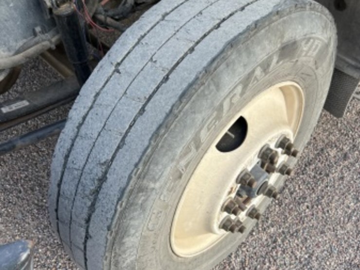 2015-ford-f750-image-15