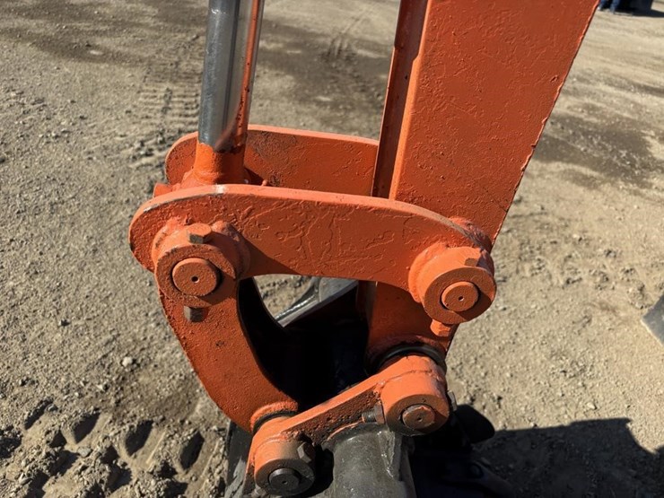 airman-hm20-hydraulic-excavator-image-13
