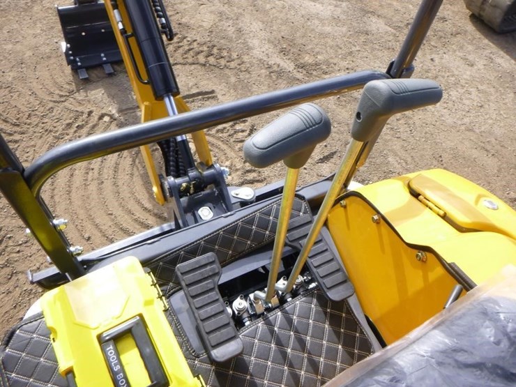 2025-sdlanch-sdle20-hydraulic-excavator-image-25