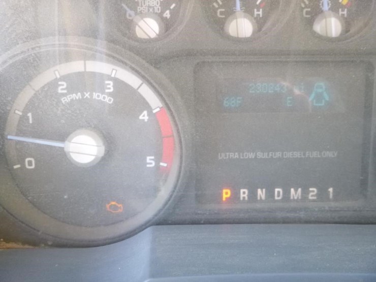 2016-ford-f550-image-22