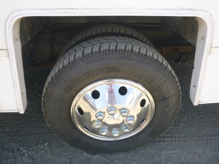 1998-ford-e350-image-38