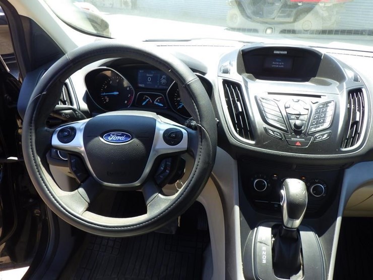 2014-ford-escape-image-9