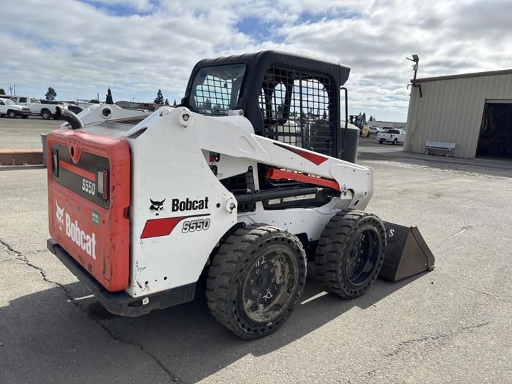 2018-bobcat-s550-image-3