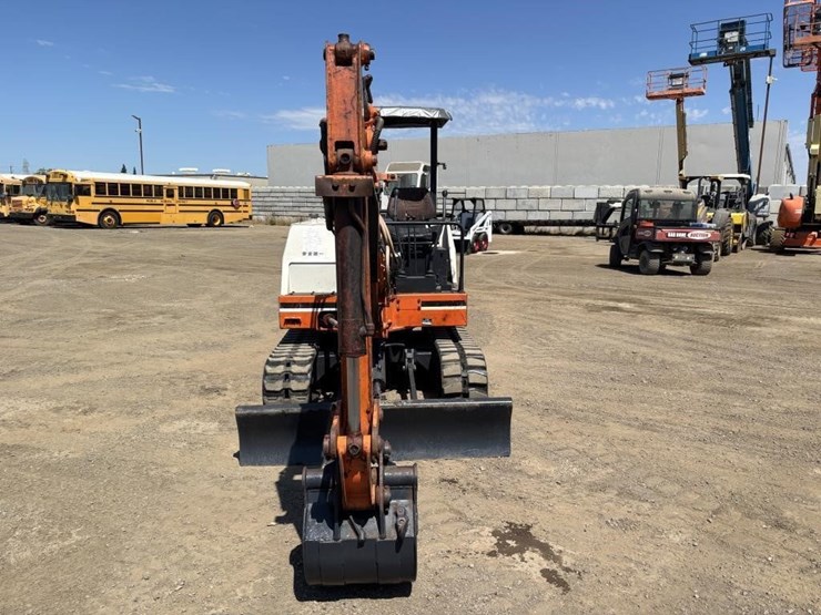 airman-hm305-hydraulic-excavator-image-6