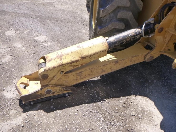 2011-caterpillar-420e-image-17
