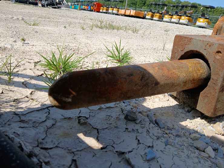 #20720-•-striker-hydraulic-hammer-excavator-attachment-image-10