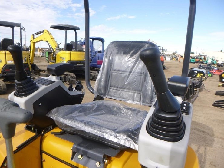 2025-sdlanch-sdle20-hydraulic-excavator-image-21