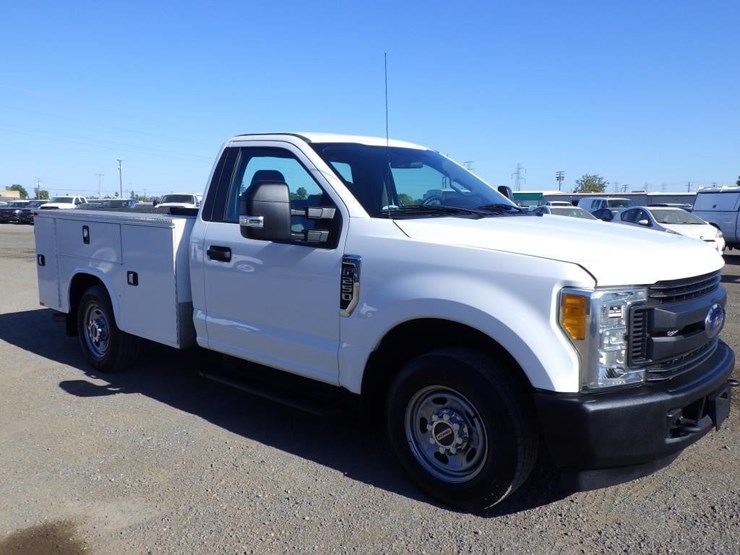 2018-ford-f250-image-2