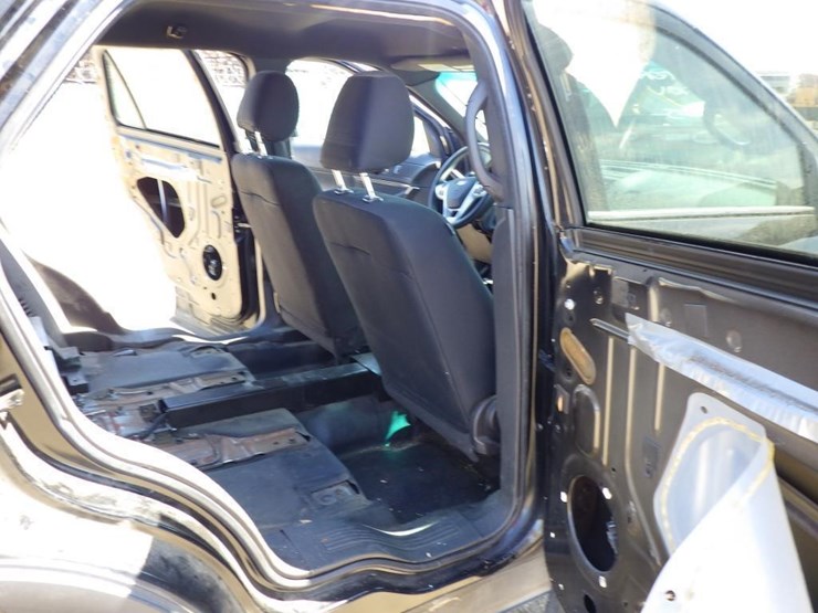 2014-ford-explorer-image-9