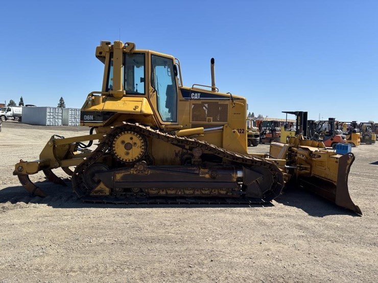 2006-caterpillar-d6n-image-7