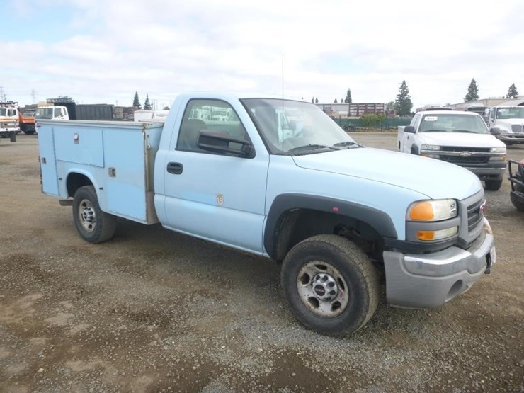 2006-gmc-2500-image-2