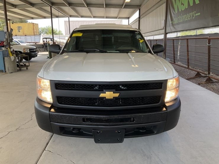2012-chevrolet-silverado-1500-image-3