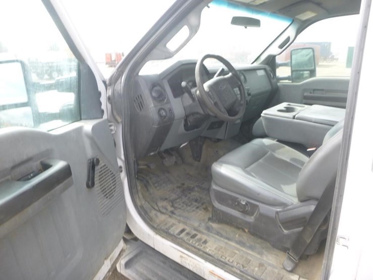 2013-ford-f450-image-8