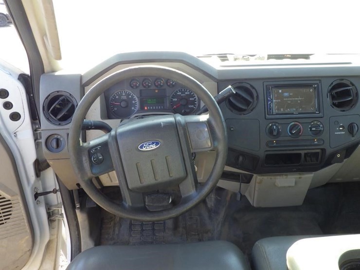 2010-ford-f350-image-7