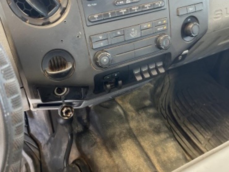 2018-ford-f350-image-18